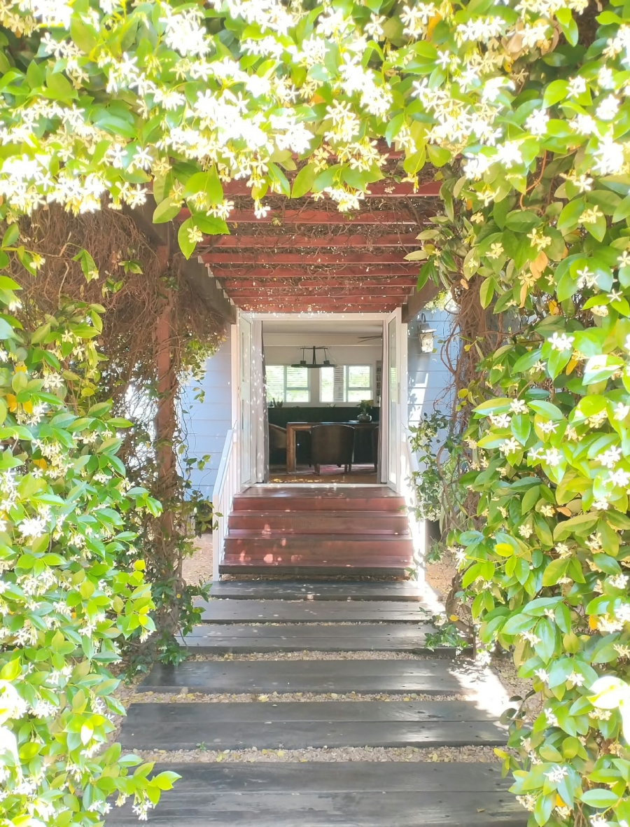 4 Bedroom Property for Sale in The Coves North West
